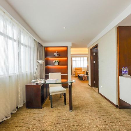 Zhengzhou Yuehai Hotel Dış mekan fotoğraf